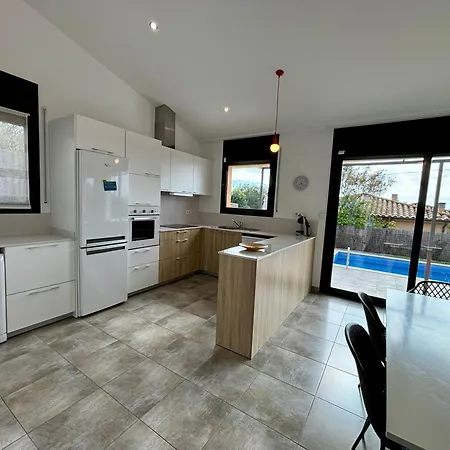 Moderne Medes Mar Mit Privatpool Torroella De Montgri